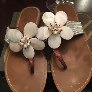 Enzo Angiolini Pearl Leather Flops/Thongs